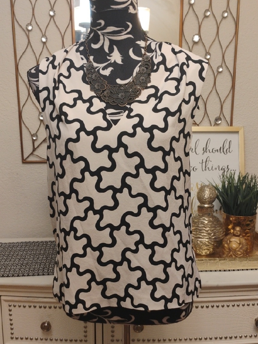 Diane Von Furstenberg Black and White Abstract Pattern Sleeveless Camisole